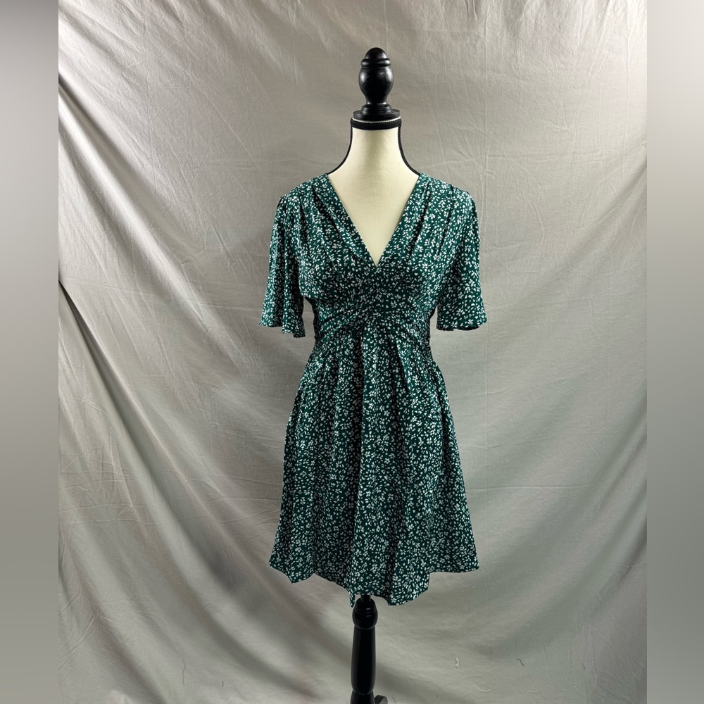 Green Floral Printed Ruffle Short Sleeve Dress - Picture 6 of 9